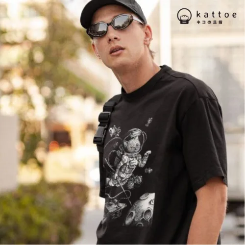 Spacecat Graphic T-Shirt | Singapore Playful Streetwear Unisex Tee
