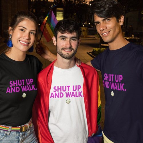 mockup-of-a-group-of-friends-posing-for-a-camera-shot.jpg